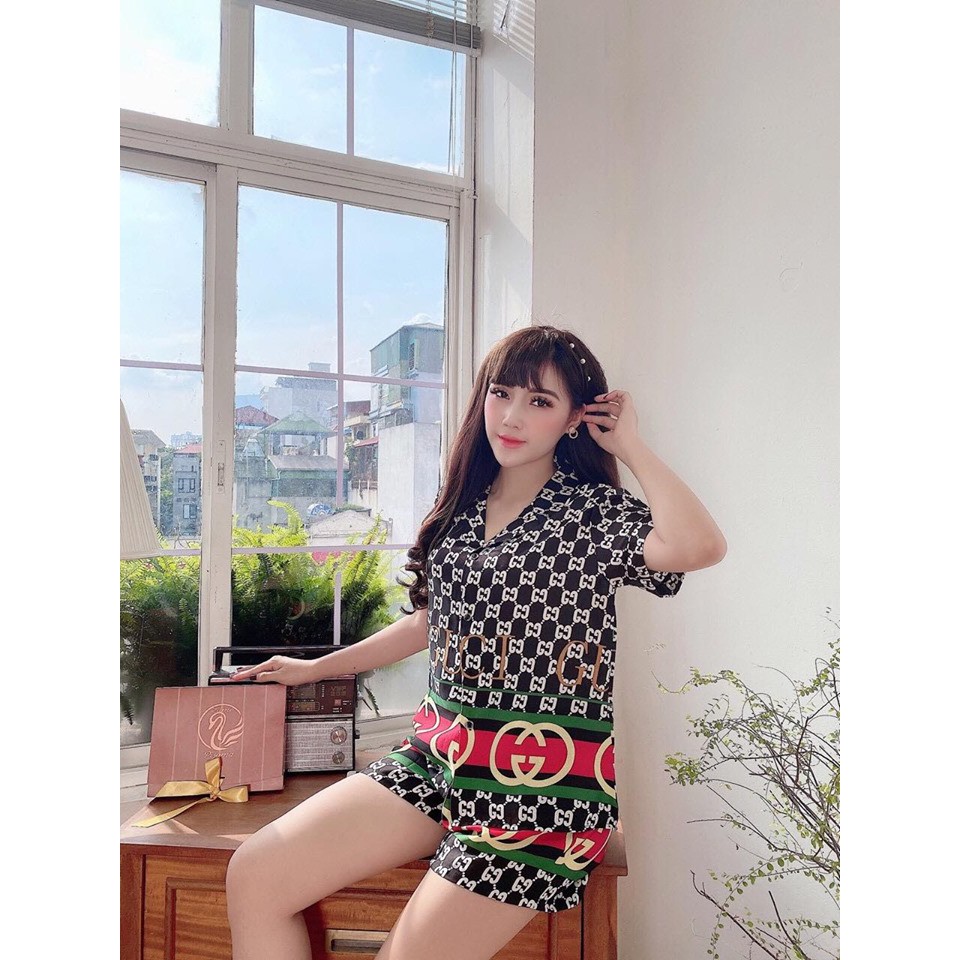 Giá sale Bộ Lụa Satin quần đùi chim hạc,chữ+ảnh thật+video thật