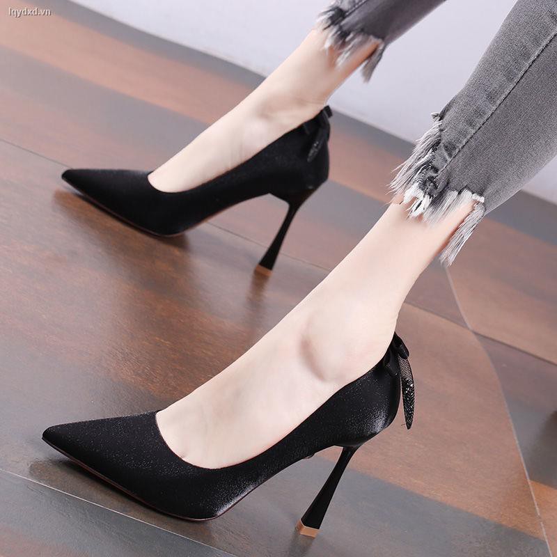 Giày cao gót mũi nhọn chất satin dễ phối đồ thời trang mùa thu 2020 cho nữ