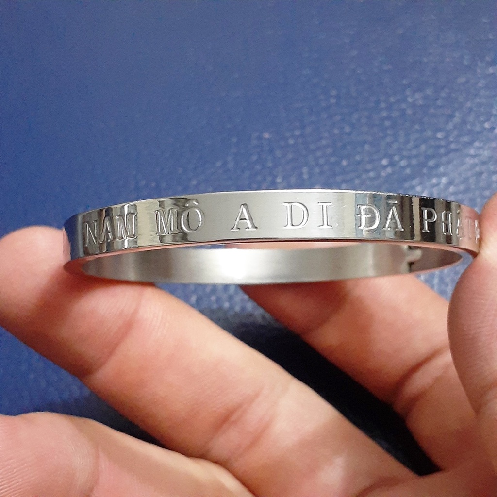 Vòng tay nữ nam mô a di đà phật hình tròn màu trắng sáng đẹp, bảo hành không đen, không gỉ - Đeo tay vạn sự may