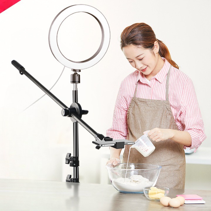 Bộ quay video review sản phẩm , livestream, spa phun xăm cao cấp chân 2.1m