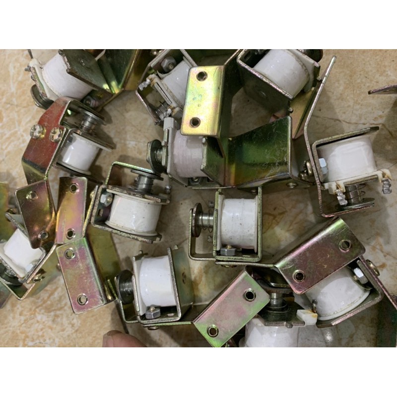 Cuộn hút cắt cao át lioa