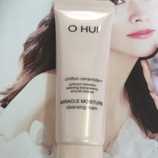 Sữa rửa mặt Ohui hồng 40ml