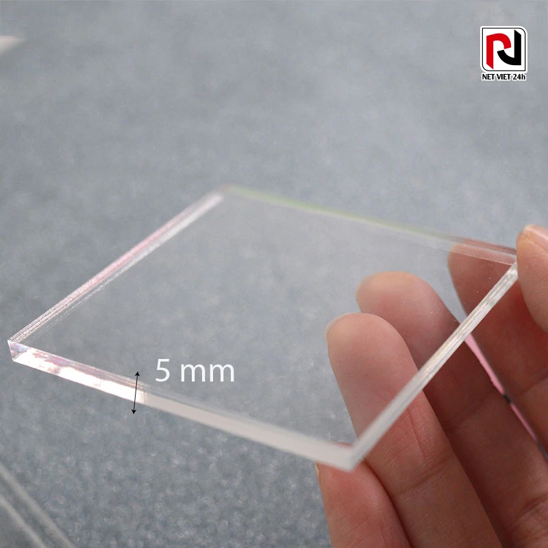 Tấm mica trong suốt nhiều kích thước, độ dày khác nhau