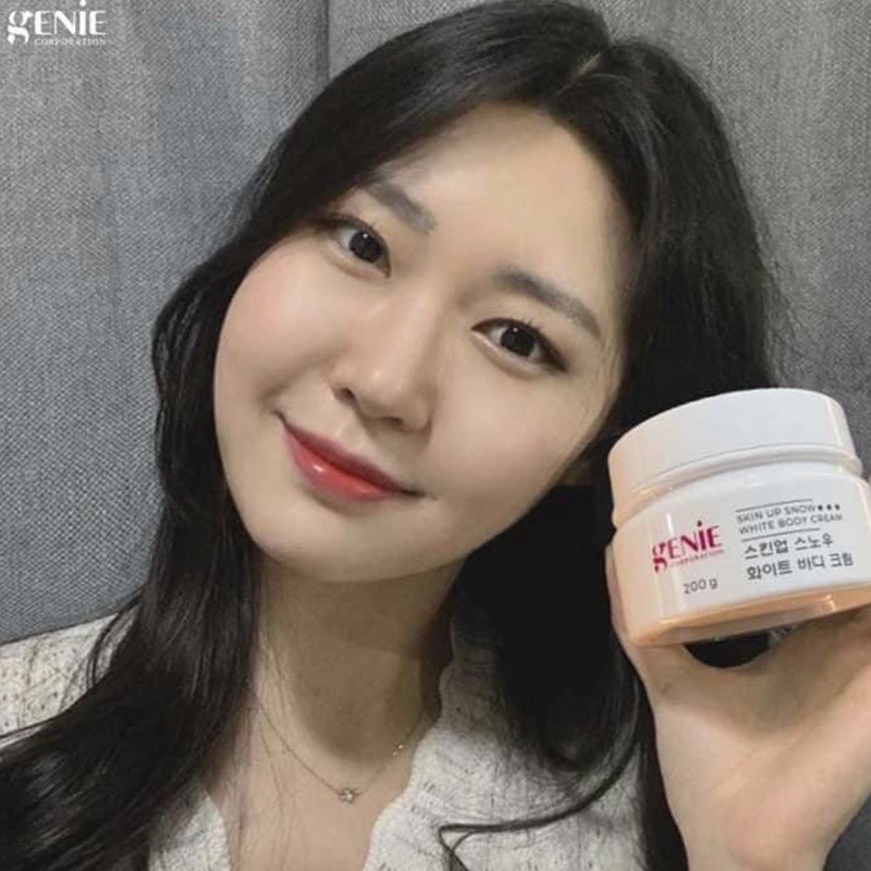 Kem Body Tinh Thể Nước Skin Up Snow White Body Cream Genie