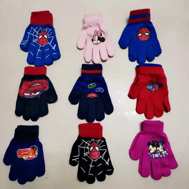 Gang tay len xuất dư 3-14 tuổi màu ngẫu nhiên theo giới tính