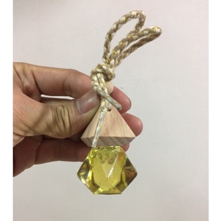 Tinh dầu treo ô tô hương sả chanh