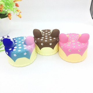SQUISHY BÁNH KEM TUẦN LỘC