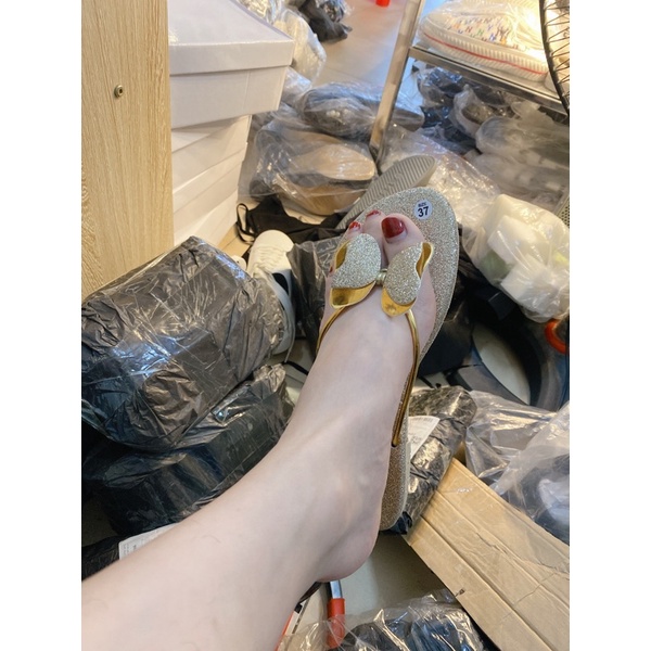 Dép tông - Dép kẹp xỏ ngón Vàng nơ hình Bươm bướm