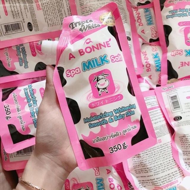 Muối tắm bò Abonne Milk Salt, sáng mịn da