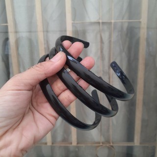 Bờm cài tóc nhựa mềm màu đen