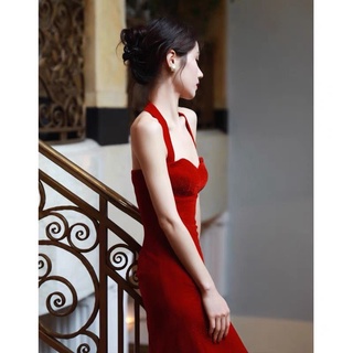 đầm maxi nhung cổ yếm xẻ đùi