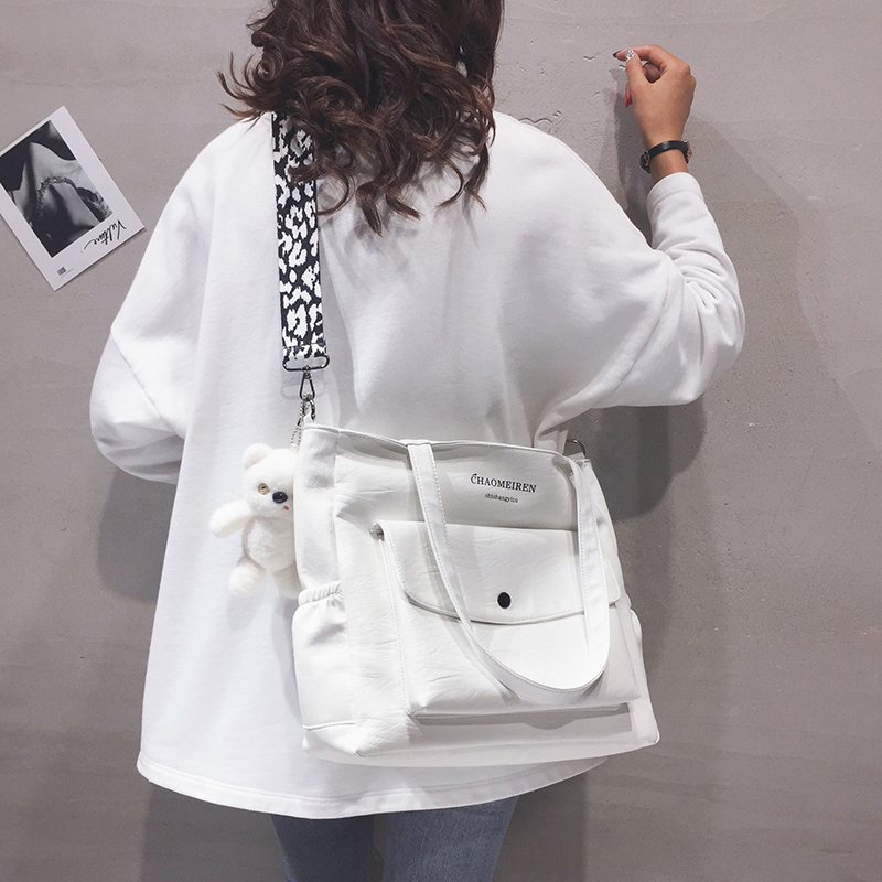 Túi xách tote IELGY da mềm sức chứa lớn đeo vai cầm tay thời trang Hàn Quốc 2021 cao cấp cho nữ