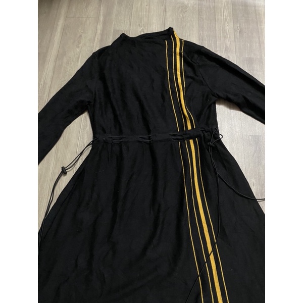 2hand đầm len đen