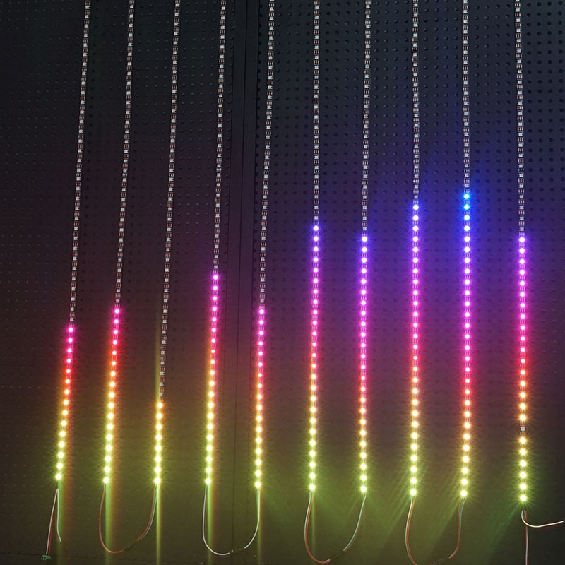 Đèn led trang trí RGB chạy theo 10 cột âm thanh đủ size