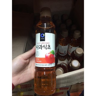 Giấm Táo Daesang Hàn Quốc (chai 500ml)
