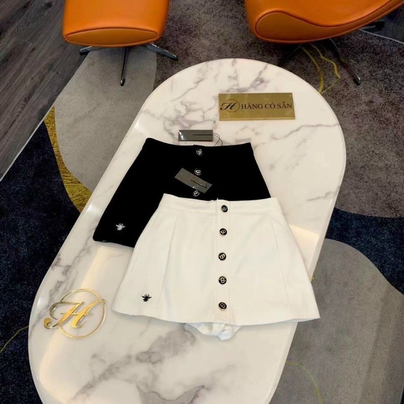 CHÂN VÁY TAFTA ONG CÚC GIỮA DÁNG A LOẠI 1 MS24816