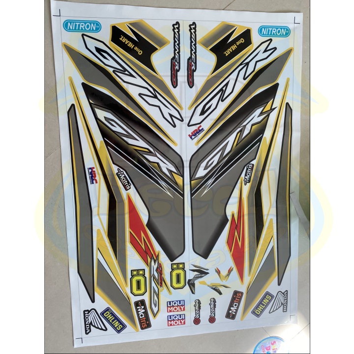 ( Quí khách vui lòng mang ra tiệm cho thợ dán ) Tem winner GTR vàng đen xám