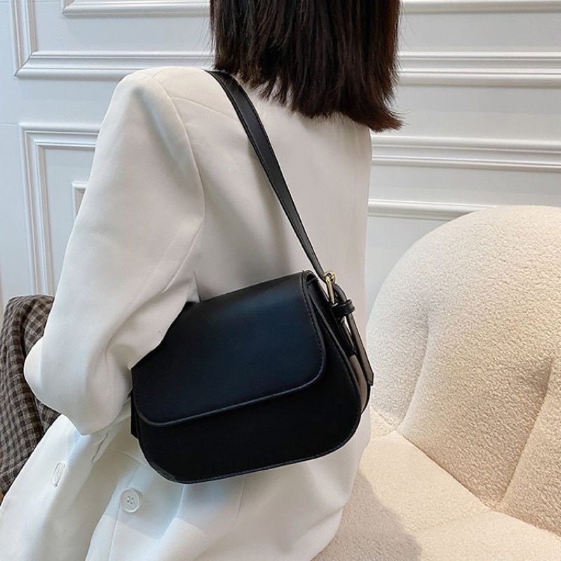 Túi xách nữ thời trang Hàn Quốc chất liệu da trơn đơn giản siêu đẹp