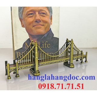 Mô hình cầu cổng vàng (Golden gate bridge) trang trí độc đáo cỡ nhỏ (18x2,5x6,5cm)