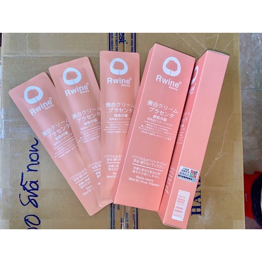 Ủ Trắng Nhau Thai RWINE