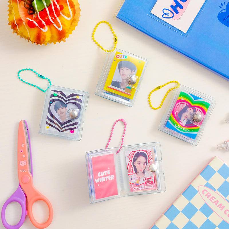 Album Đựng Thẻ Mini Bằng PC Trong Suốt 2 inch Kèm Móc Khóa Phong Cách Hàn Quốc