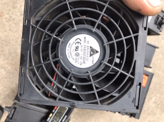 Quạt server Hp delta 12v 1.5A , vuông 9cm có khung bảo vệ full