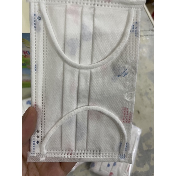 1 hộp 50 chiếc khẩu trang y tế trẻ em Bảo Tiến