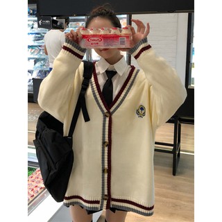 (ORDER - sẵn Kem) Áo len Cardigan huy hiệu dáng rộng cổ V Style học sinh Hàn Quốc