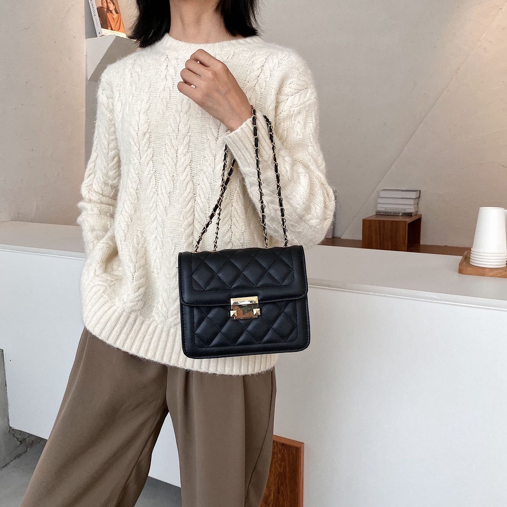 Túi Đeo Vai Phối Dây Xích Đính Kim Cương Giả Sang Trọng Dễ Phối Đồ