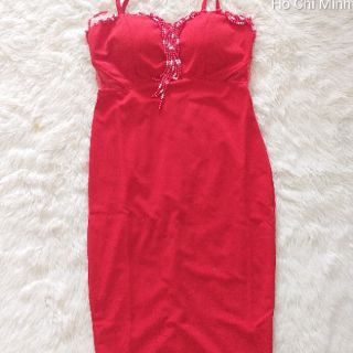 Đầm body 2 dây kết cườm