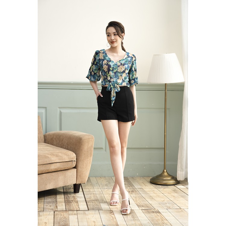 Quần Short Ly Trước, Khóa Giọt Lệ Thiết Kế Clara Mare - SHO3001