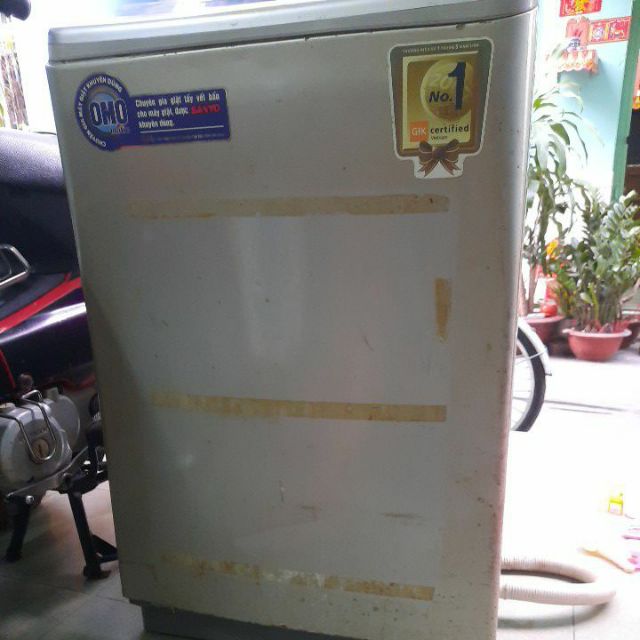 Máy giặt sanyo 8,5kg (bạc)