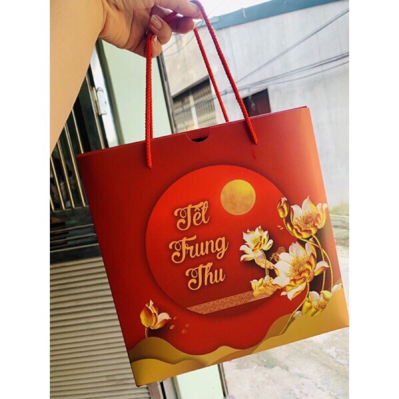 Hộp đựng 4  bánh trung thu loại đẹp