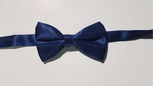 Nơ đeo cổ cho bé trai