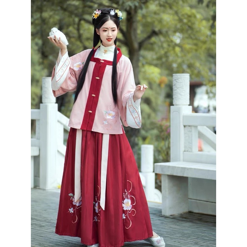 [HÃNG THANH HÀ HOA PHỤC ] Minh phục cổ trang Trung Quốc HOA TRIỀU NGUYỆT TỊCH bộ 3 mảnh váy 4.5 mét giá rẻ.