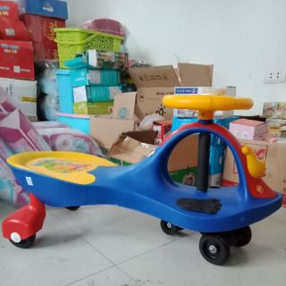 Xe lắc trẻ em dành cho trẻ từ 3 đến 7 tuổi