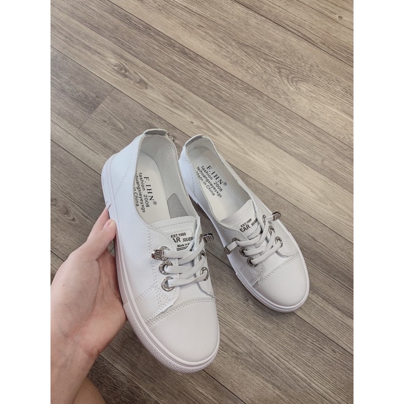 Giày Nữ Trắng Viền Lỗ Đính Đá | BigBuy360 - bigbuy360.vn