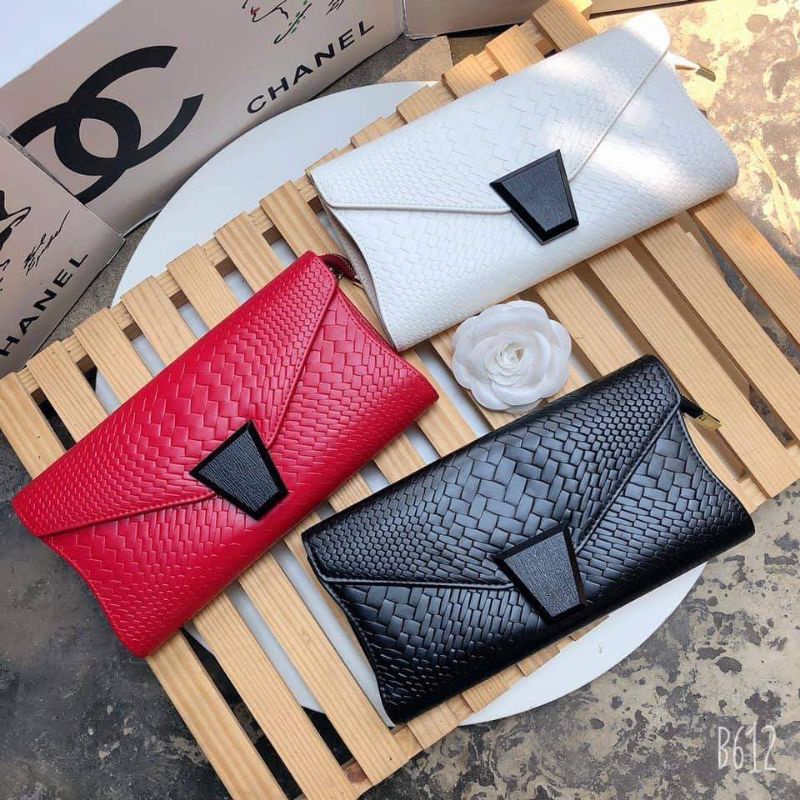 Clutch vân rắn