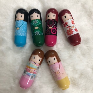 SON GIÓ DƯỠNG MÔI BÚP BÊ