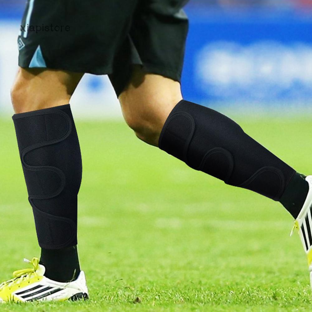 Găng đeo bảo vệ cơ bắp chân khi chơi thể thao