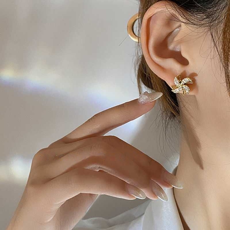 Bông tai mạ bạc 925 hình cối xay gió đính kim cương phong cách Nhật Hàn thời trang
