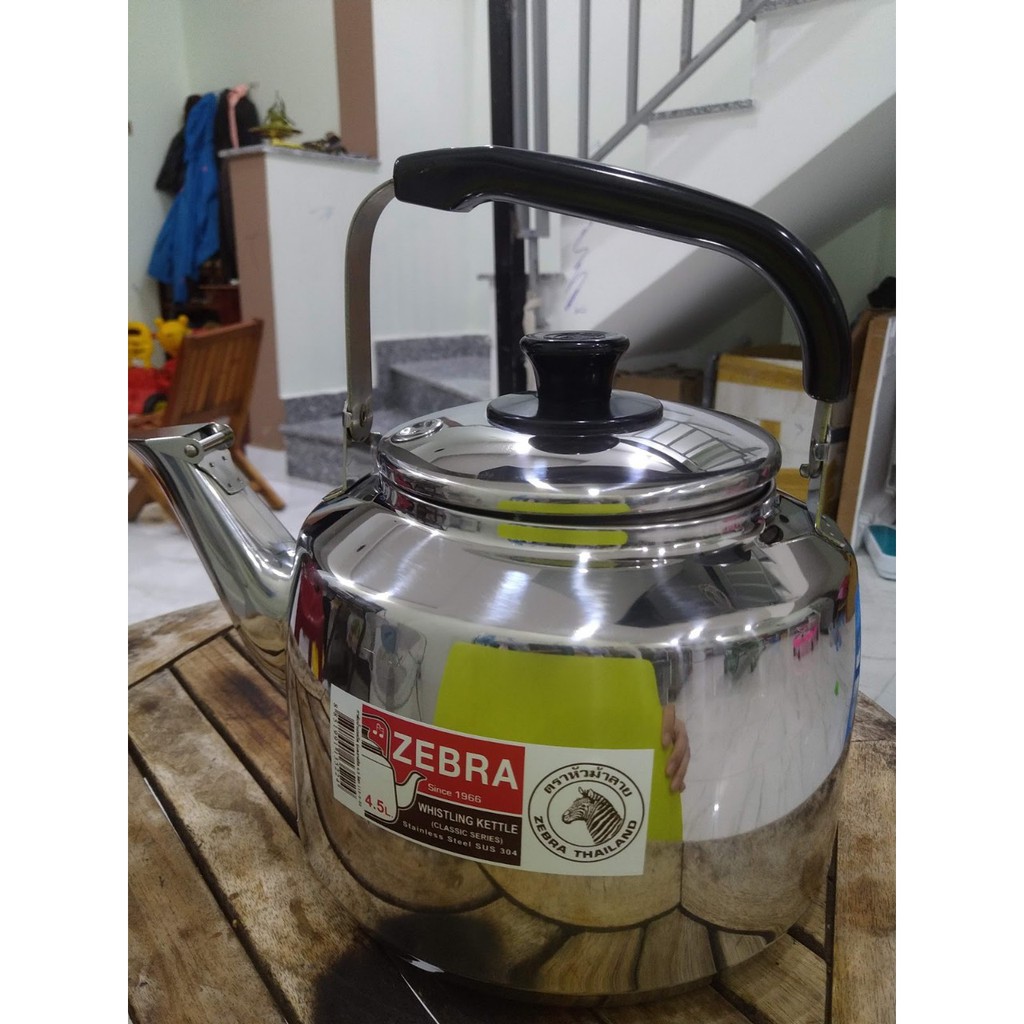 Ấm đun nước inox 304 Zebra Thái Lan 4.5l-113522. Dòng cao cấp, có còi reo, dùng được bếp từ