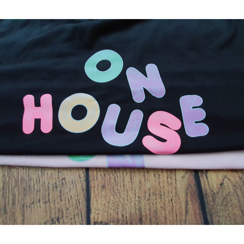 Áo in ONHOUSE (Đen, Hồng nhạt)
