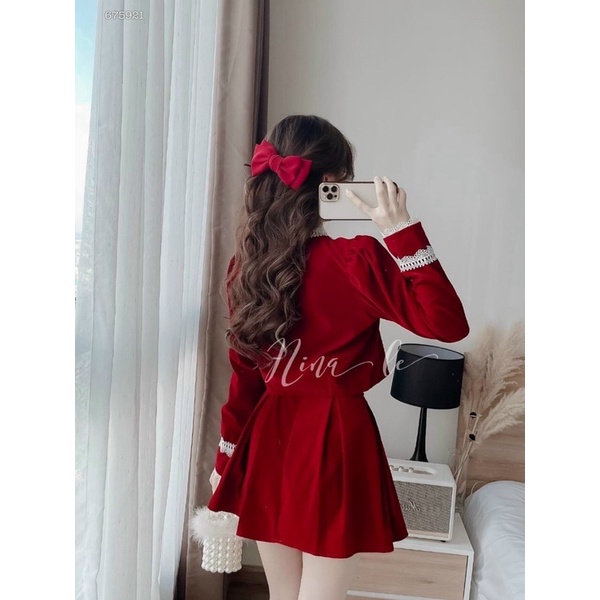 H1- set 2 món nhung , chân váy xoè, áo viền ren nhọn