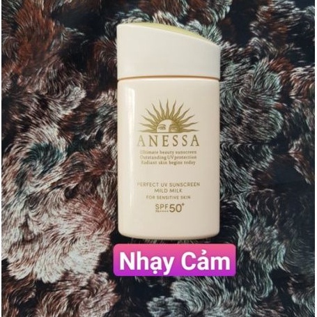 SỮA CHỐNG NẮNG ANESSA 2 MÀU CHO DA DẦU VÀ NHẠY CẢM SPF50+ PA++++