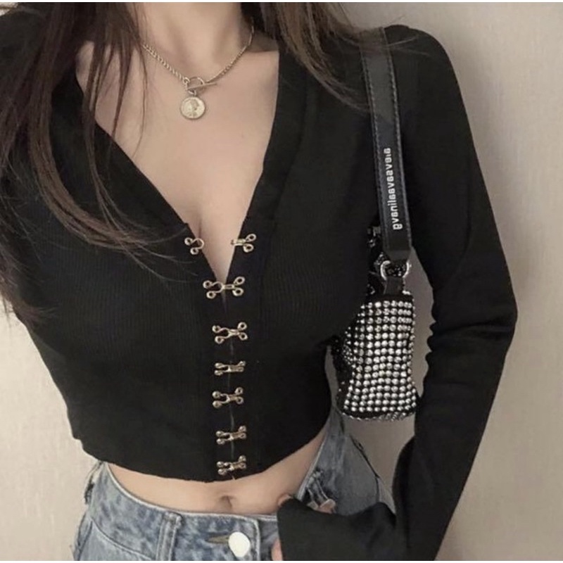 Áo croptop kiểu nữ tay dài ôm sát body thun gân cúp ngực trơn đen - Order taobao quảng châu