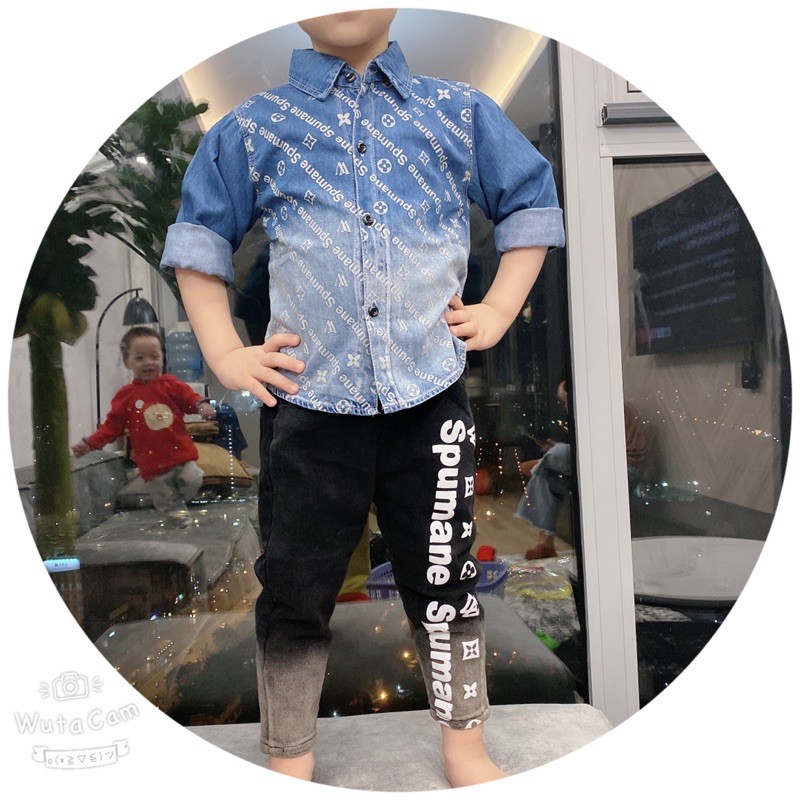 Set áo xanh quần bò loang dành cho bé
