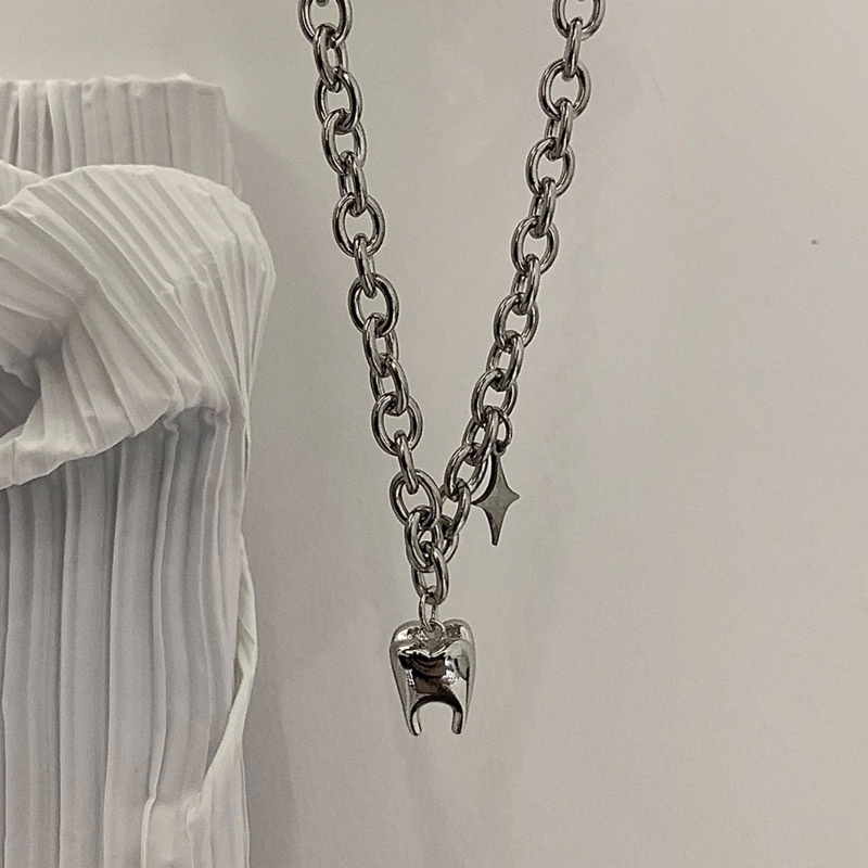 Dây chuyền 19A1557 mặt hình chiếc răng và ngôi sao phong cách hip hop đơn giản ngọt ngào cho nam và nữ