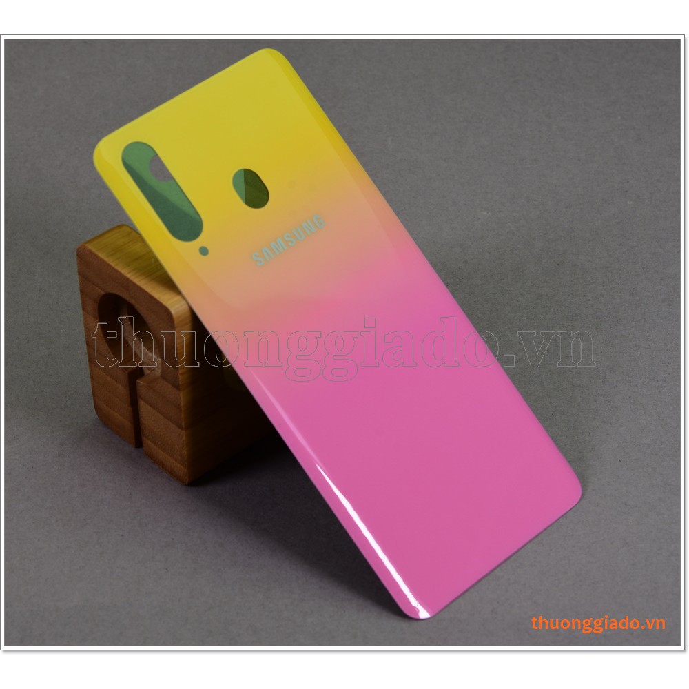 Thay nắp lưng Samsung Galaxy A8s, thay kính lưng, thay nắp đậy pin lấy ngay