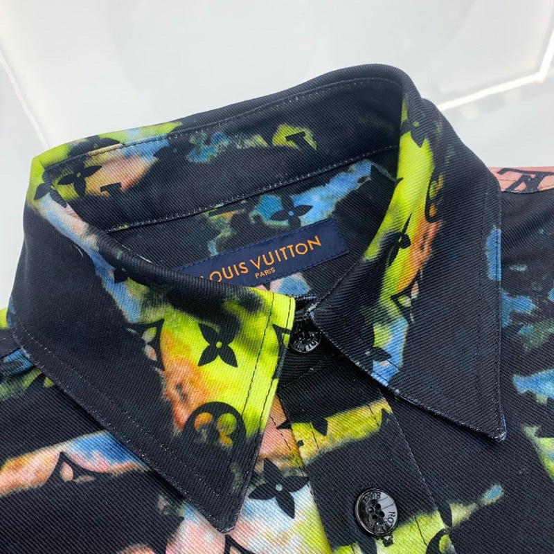 Áo khoác jeans unisex dáng sơ mi màu loang thương hiệu Louis Vuitton LV cao cấp